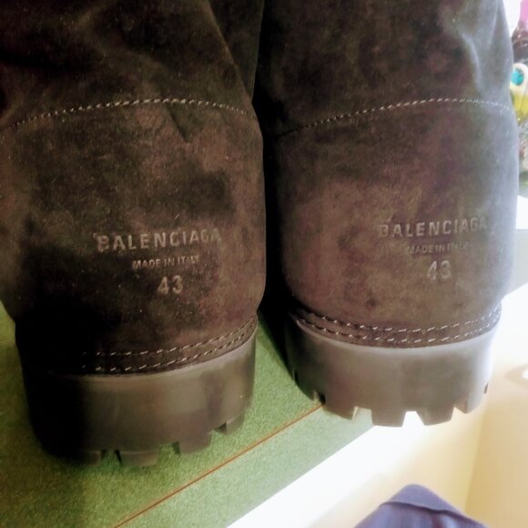 Balenciaga Alaskan Snow Boots - Picture 4 of 4